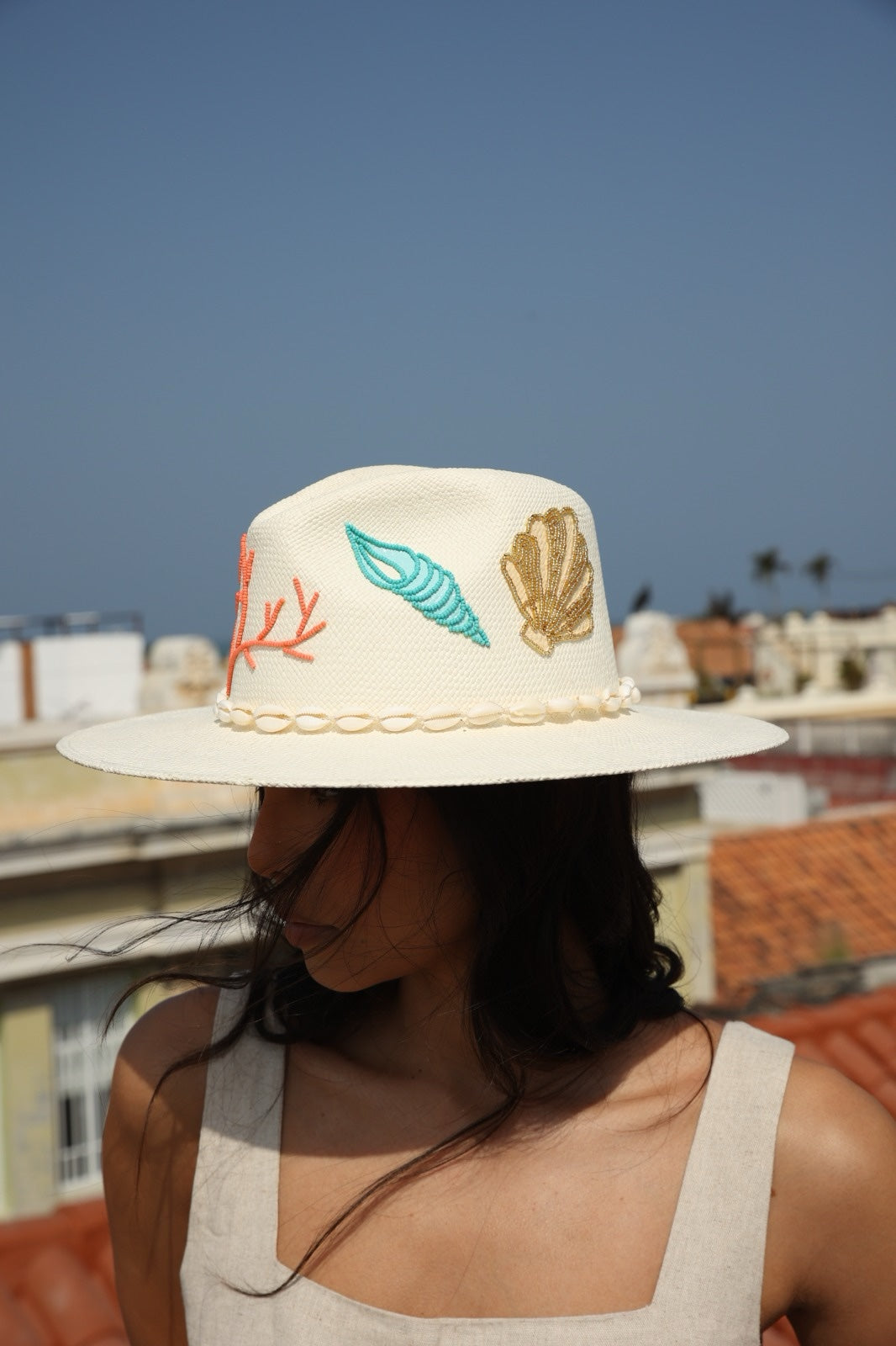 Nido Hat