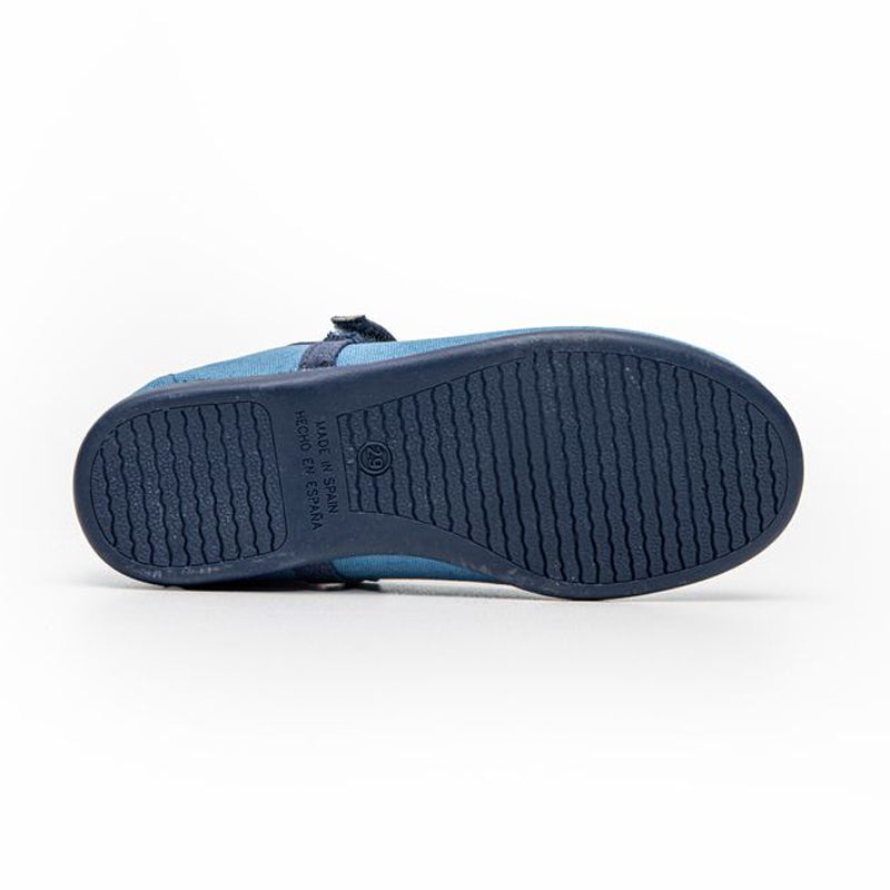 Evelyn Blue