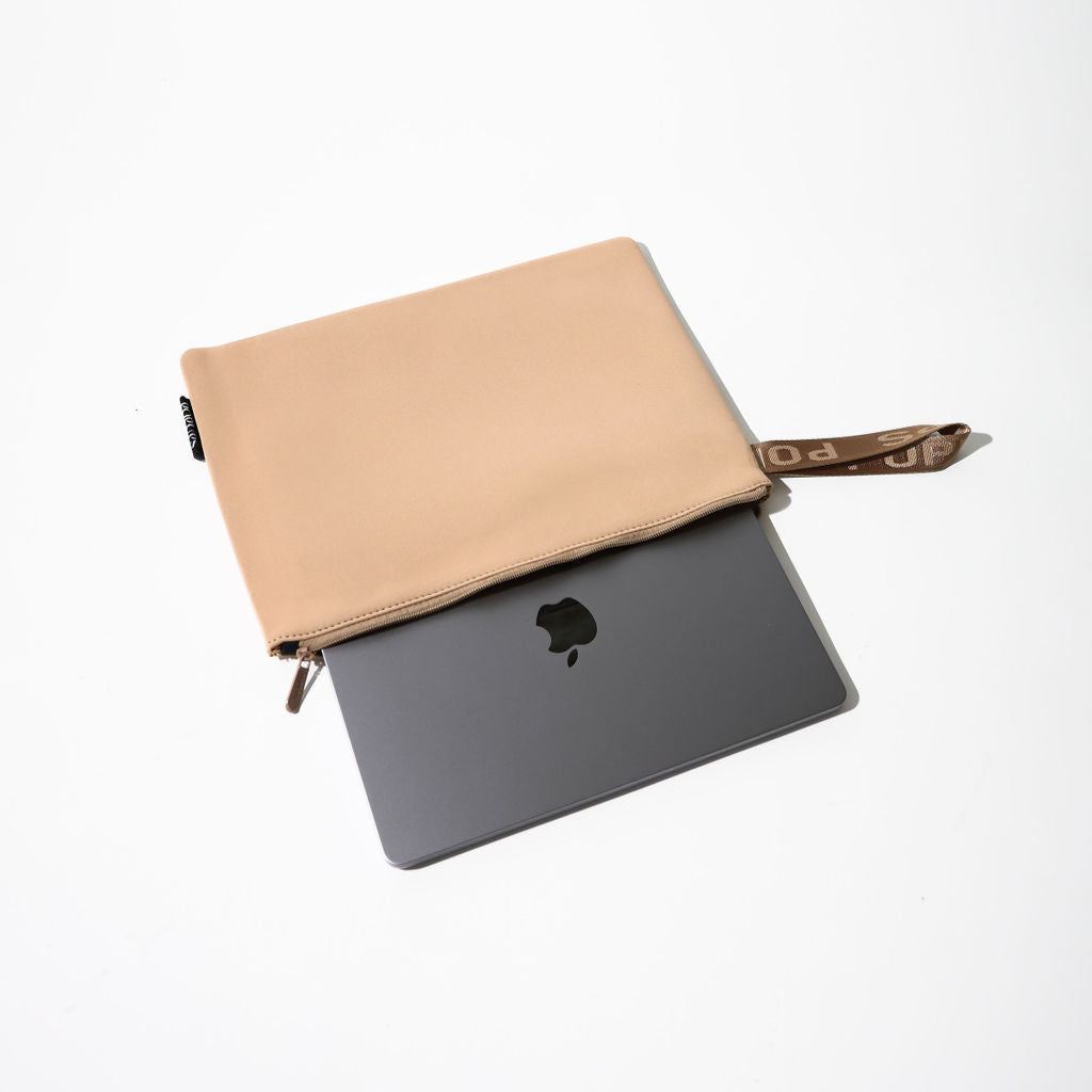LAPTOP SLEEVE TAN