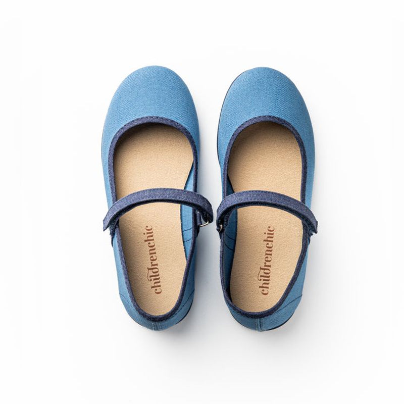 Evelyn Blue