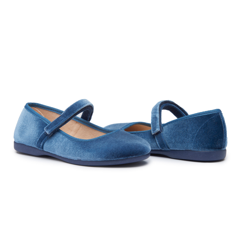 Cassie Blue