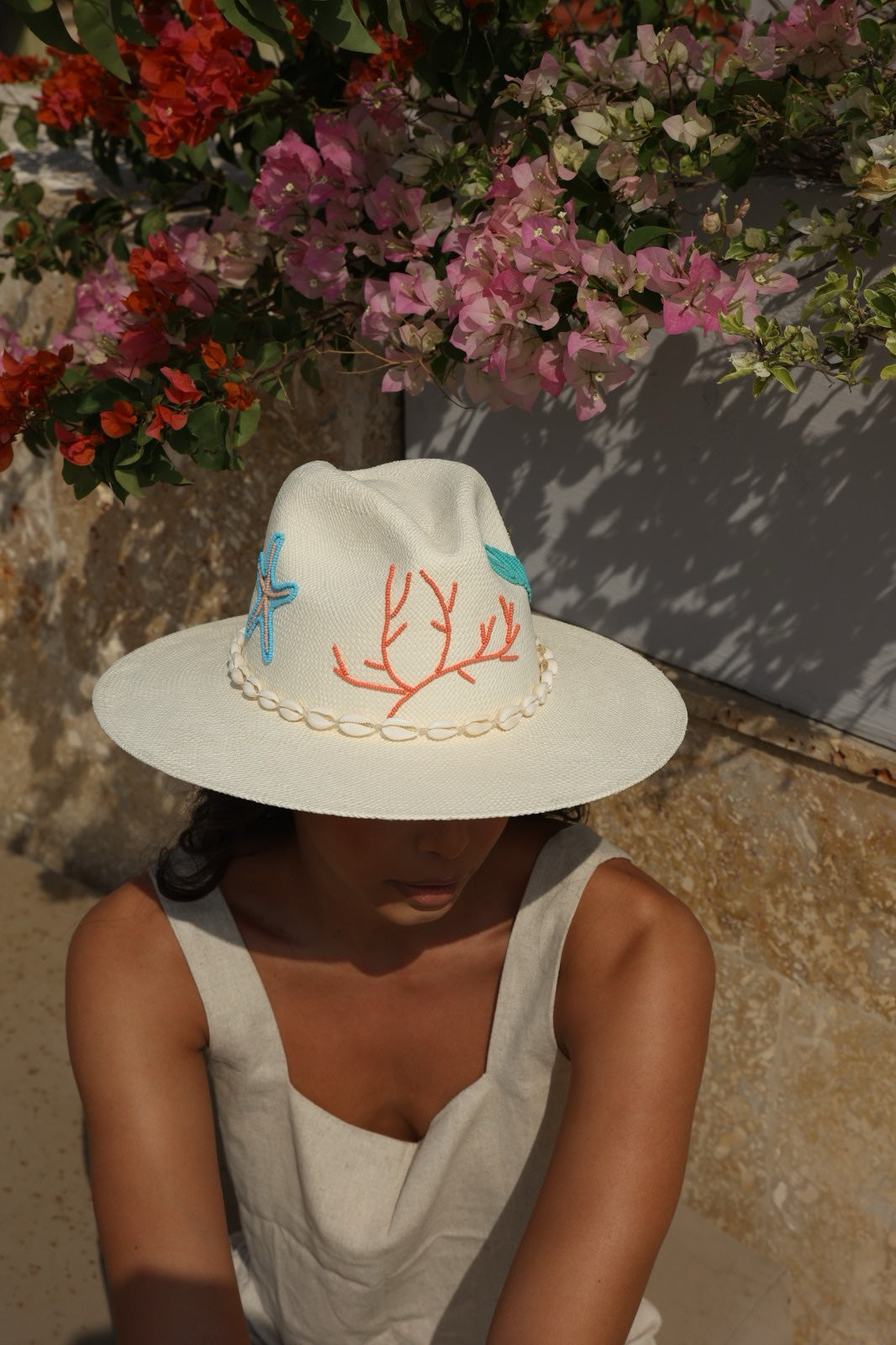 Nido Hat