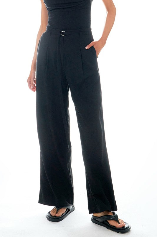 Pleated Wide Pants With Belt