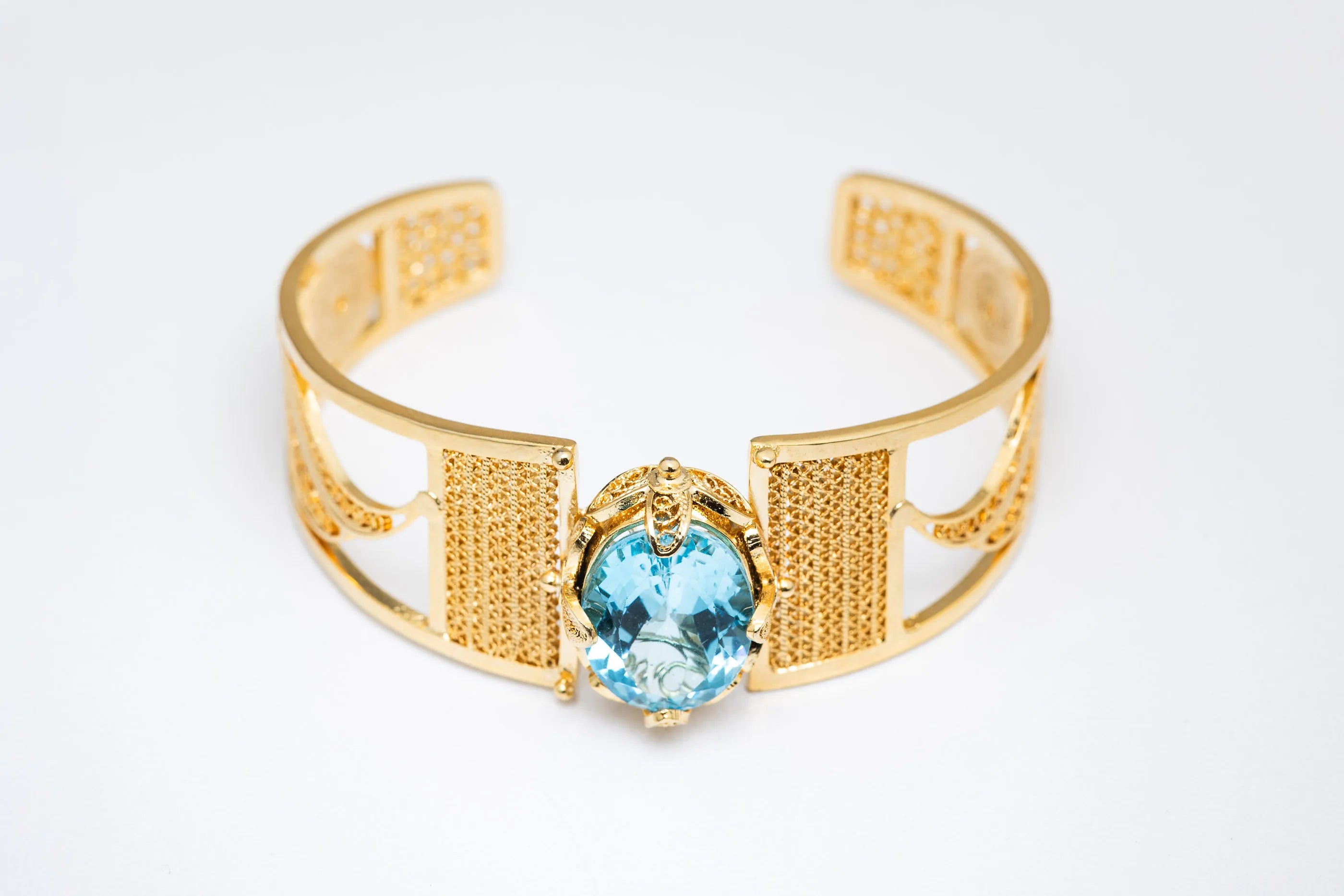 Guiding Wings Bracelet