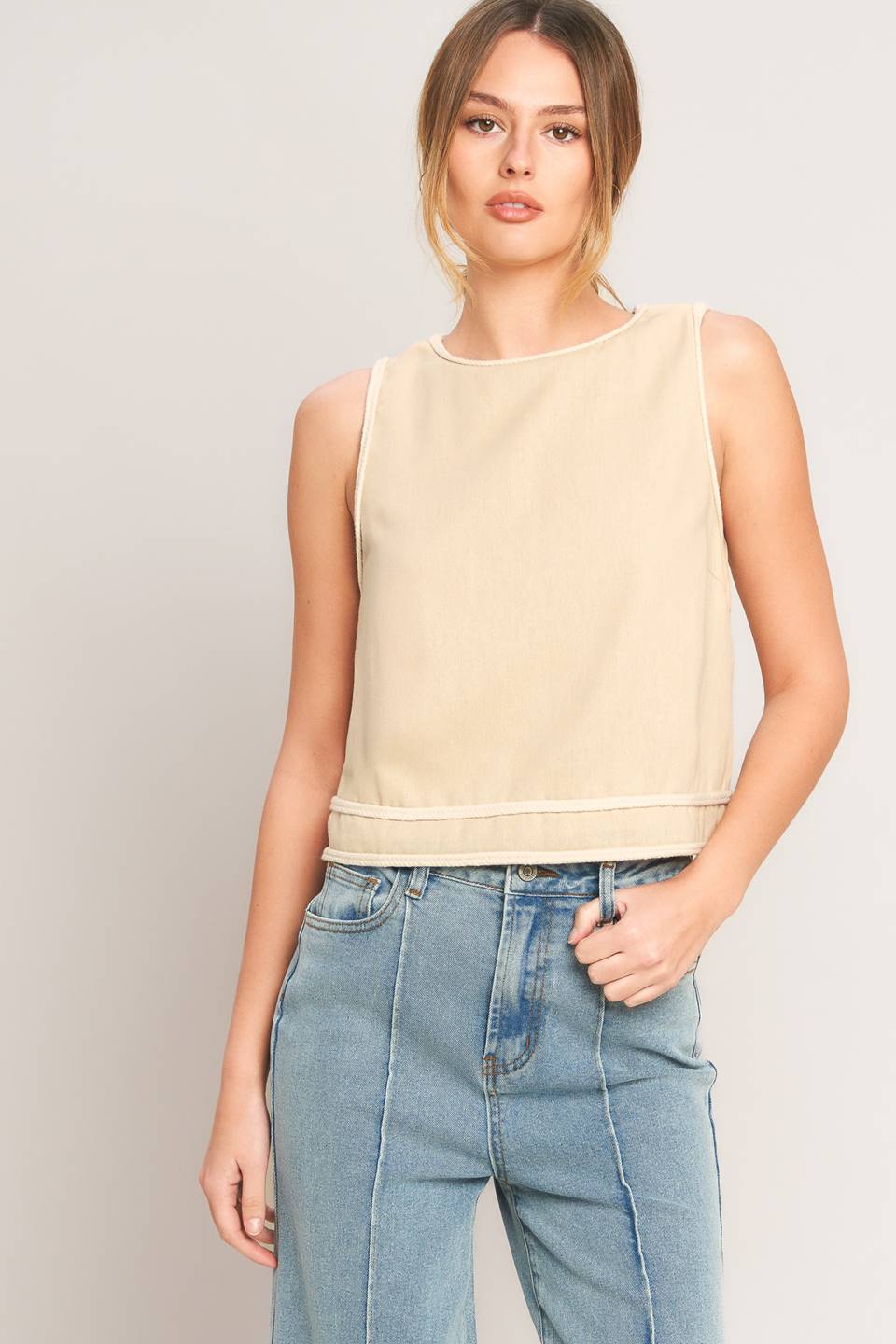 Chic Minimal Cropped Top