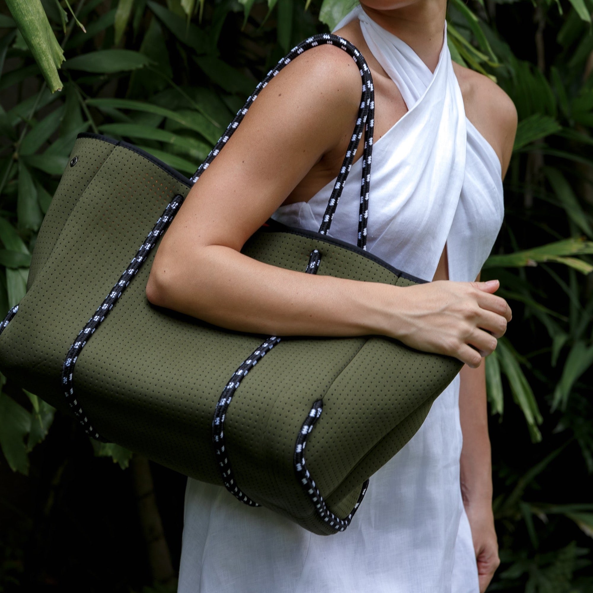 EVERYDAY TOTE SAFARI GREEN