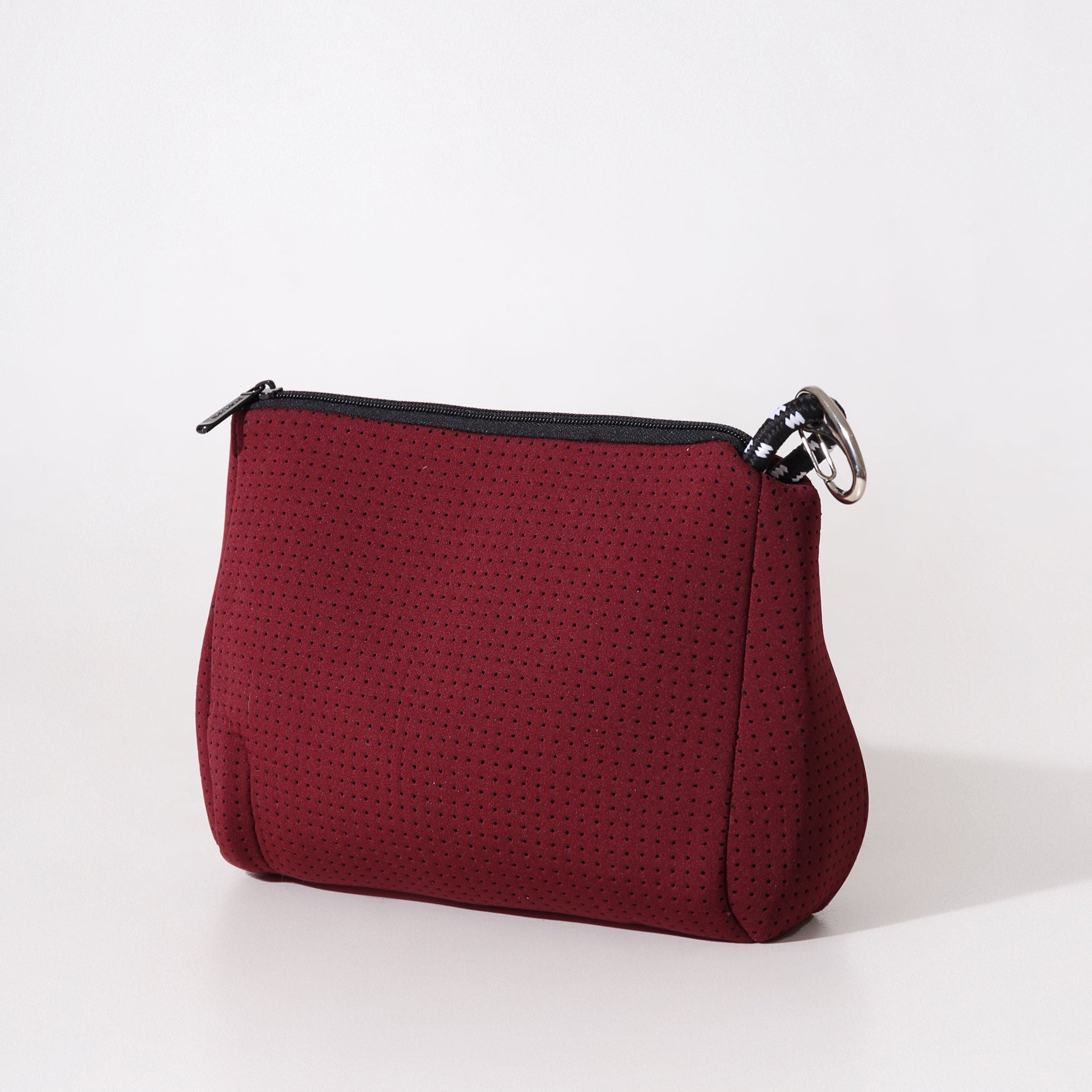 ESSENTIAL POUCH BURGUNDY