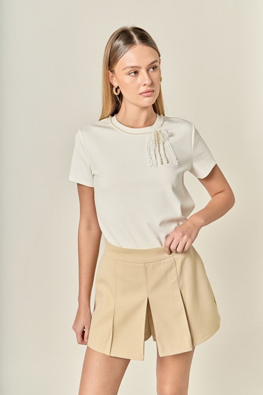 Pearl Bow Detailed T-Shirt