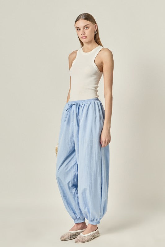 Balloon Fit Lightweight Pants