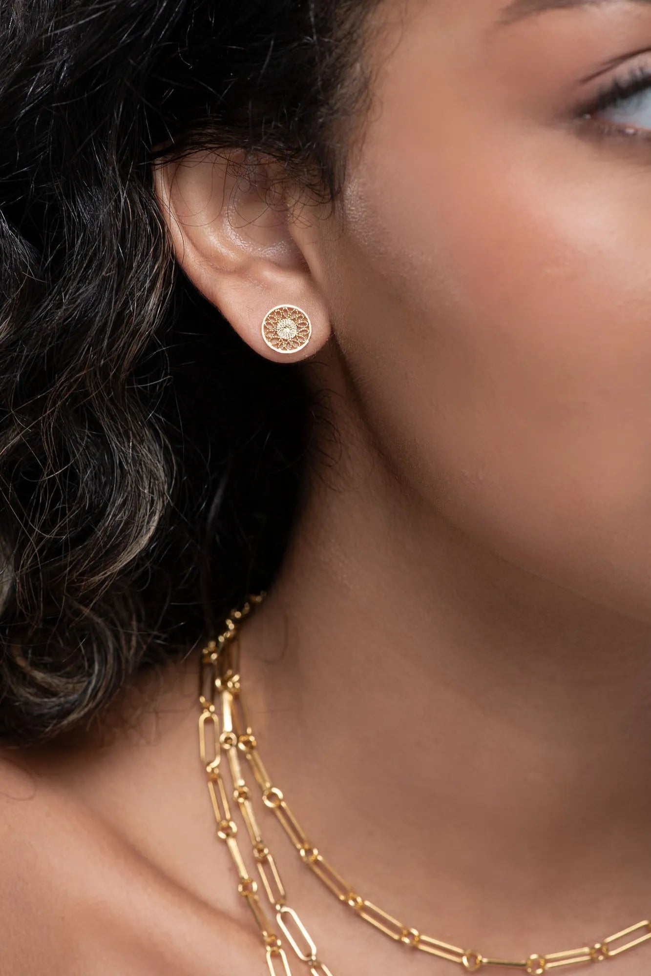 Topos Earrings
