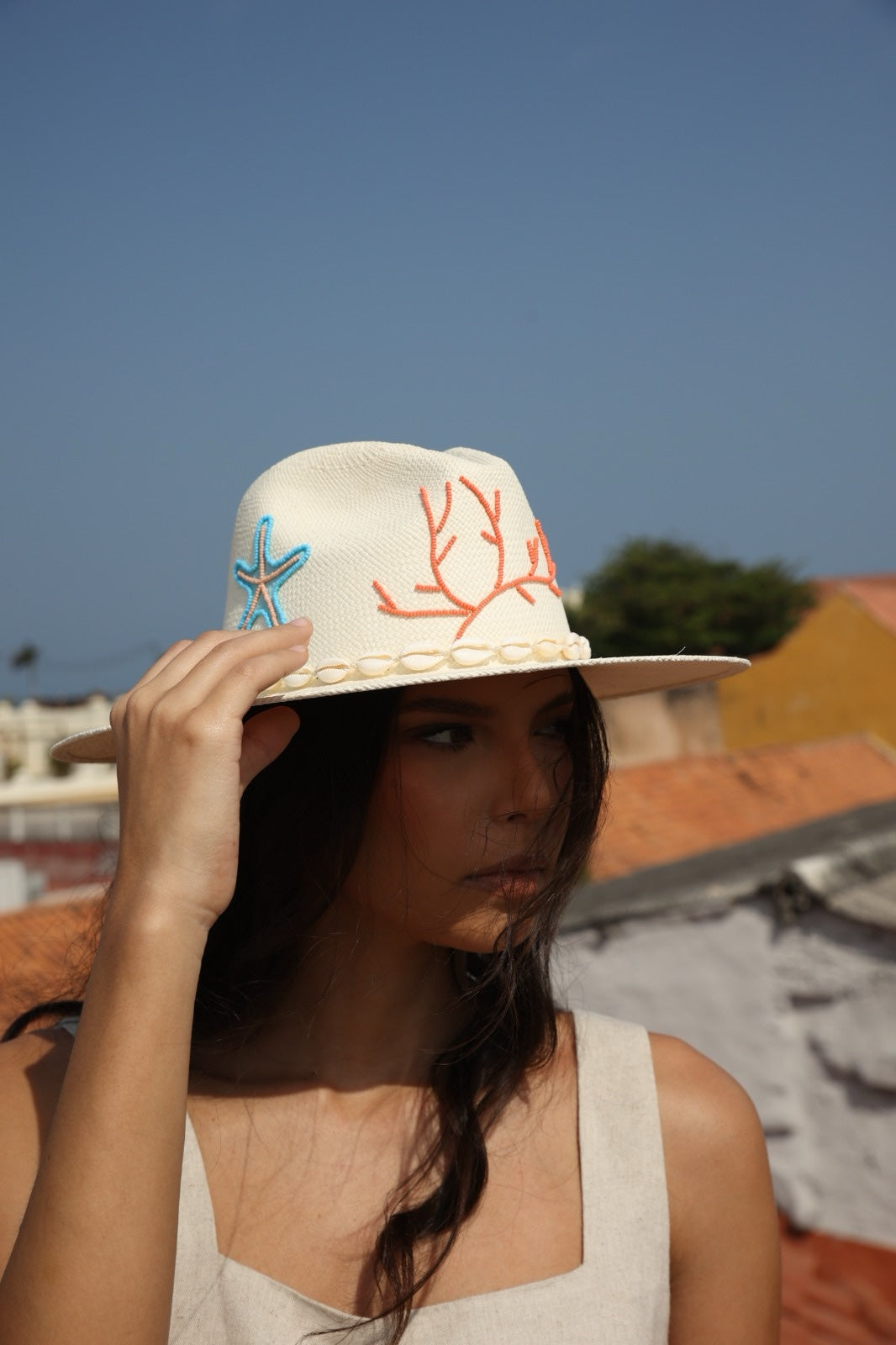 Nido Hat